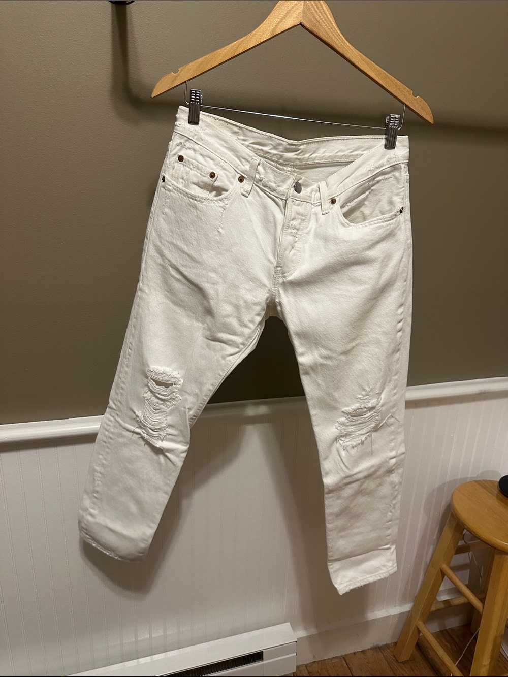 Levi's Women's White Boyfriend Ripped Jeans